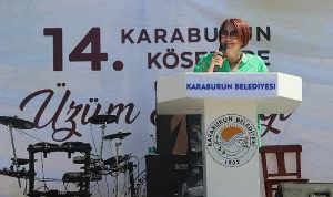 karaburunun-salkim-salkim-buyuyen-senligi-Z4PDerFA.jpg
