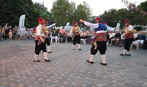 12-kemer-yoruk-festivali-renkli-goruntuler-olusturdu-ZzkBggqp.jpg