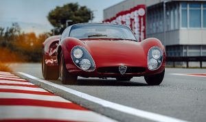 alfa-romeodan-yeni-ozel-seri-33-stradale-ALcE6vtu.jpg