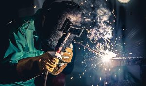 allianz-trade-metal-sektorunde-uluslararasi-ticaret-yesil-donusum-ile-degisim-geciriyor-PYwdEJYl.jpg