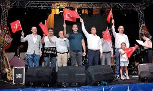beydagda-kurtulusun-101-yildonumu-ile-31-yerel-urunler-ve-kulturel-etkinlikler-festivali-coskuyla-kutlandi-FkSVdsCc.jpg