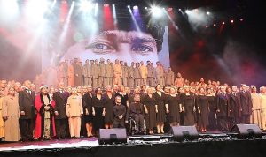 cumhuriyetin-100-yilinda-kalpler-bu-memleket-bizim-oyunuyla-atti-4NYe1dS6.jpg