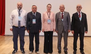 deude-15-uluslararasi-avrasya-ekonomileri-kongresi-basladi-bx37rkFx.jpg
