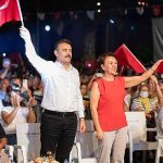 dikilide-zafer-bayrami-festival-coskusuyla-kutlandi-xwINKdaU.jpg