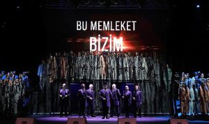 sehir-tiyatrolari-cumhuriyetimizin-100-yilina-ozel-bu-memleket-bizim-adli-oyunu-sahneliyor-XXaRlFfq.jpg