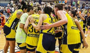 yemeksepeti-fenerbahce-alagoz-holding-kadin-basketbol-takimina-resmi-sponsor-oldu-AxkQGnJc.jpg