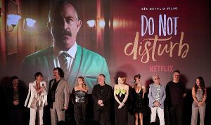 netfilix-cem-yilmaz-imzali-yeni-filmi-do-not-disturb-icin-unutulmaz-bir-lansman-gecesi-mzkWXQT9.jpg