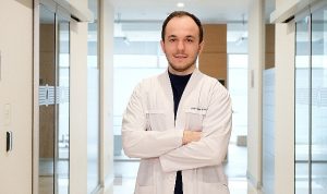 sinus-lift-islemiyle-beraber-ayni-seansta-implant-uygulanabiliyor-yIaVVw5g.jpg