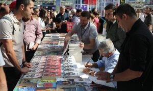 13-antalya-kitap-fuari-kapilarini-aciyor-beisWnwg.jpg