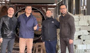 adel-kalemcilik-cinde-dunyanin-en-buyuk-ticaret-fuarina-katildi-FfUu2KMC.jpg