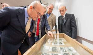 baskan-soyer-yuz-yillik-miras-benguboz-fotograf-sergisini-acti-MdmI88zL.jpg
