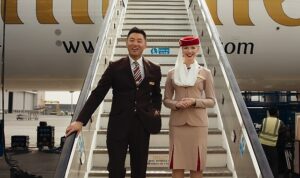 emirates-marka-elcisi-pen-lope-cruzun-yer-aldigi-reklam-filmi-cekimlerinin-kamera-arkasi-yayinlandi-fjg1EbMP.jpg