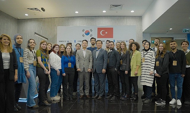 Samsung ve UNDP, ”Innovation Campus” programı çerçevesinde İnovasyon Merkezi’nde gençlere rehberlik etti