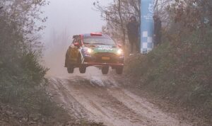 doga-sporlarinin-kalbi-kocaelide-ralli-firtinasi-esti-KySqeGsS.jpg