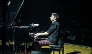 evgeny-grinko-25-aralikta-zorlu-psmde-vvMe8T9K.jpg