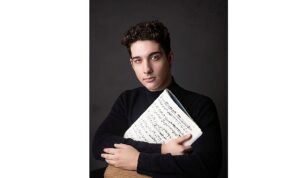is-sanat-parlayan-yildizlar-konserleri-devam-ediyor-eemtINY5.jpg