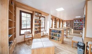 izmirin-24-saat-yasayan100-yil-kitap-kafe-ve-kutuphanesi-acildi-PXMdjWe6.jpg