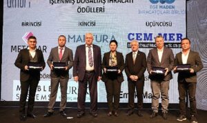 tasa-sanat-katanlarin-gurur-gecesi-uKpD2MsH.jpg