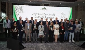 zeytinyagi-sektorunde-ihracat-yasaklari-ic-piyasada-fiyatlari-dusurmedi-fiyatlar-yuzde-30-artirdi-dcXepvQR.jpg