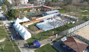 kadikoy-yeni-yila-buzzfest-coskusuyla-giriyor-lBq5ERVY.jpg