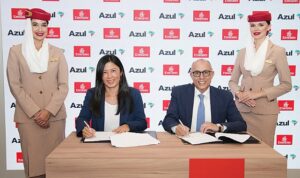 emirates-brezilya-ve-arjantin-seferlerini-artirirken-azul-havayollari-ile-sadakat-programi-ortaklik-anlasmasi-imzaladi-LRfNGhMV.jpg