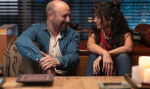 halit-ergenc-ve-t-ba-buyukustunu-bulusturan-yarin-yokmus-gibi-dizisinin-fragmani-yayinlandi-tqP2zB3v.jpg