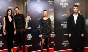 t-ba-buyukustun-ve-halit-ergenci-bulusturan-yarin-yokmus-gibi-dizisine-muhtesem-gala-HwIr6rWp.jpg