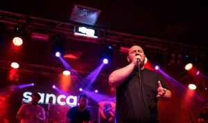 torbalida-sevgililer-gunune-ozel-konser-sTZ6T5cu.jpg