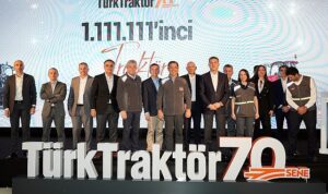 turktraktor-70-yilinda-1111111inci-traktorunu-uretti-JTG2fjma.jpg