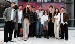 29-martta-vizyona-girecek-gunesi-sondurmem-gerek-filminin-on-gosterimine-buyuk-ilgi-m85ZaL5q.jpg