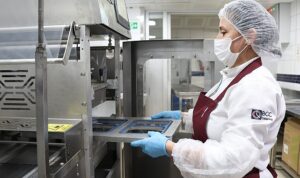 bcc-catering-manisa-merkez-mutfagiyla-sanayi-bolgelerinde-buyuyor-UpG2NikM.jpg