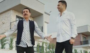 mehmet-caglar-ve-latif-dogandan-yilin-dueti-cal-cal-oyna-altin-kemer-DxNeTDh5.jpg