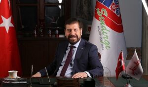 sindirgi-belediye-baskani-ekrem-yavas-4-donem-icin-adayligini-acikladi-ve-yeni-projeleriyle-heyecan-mT6mptfl.jpg