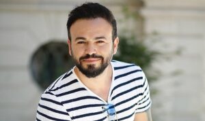 unlu-menajer-gokhan-gunesten-oyuncu-adaylarina-uyari-merdiven-alti-ajanslara-dikkat-edin-YGKtRE2Q.jpg
