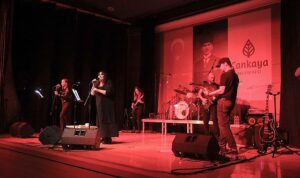 vega-esitlik-ve-farkindalik-icin-soyledi-sbGVh86Q.jpg