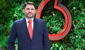 vodafonedan-akilli-enerji-hamlesi-7G1ZrgOK.jpg