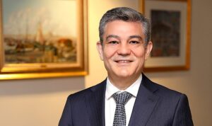 zurich-liderlik-ekibini-atilla-benli-ile-daha-da-guclendiriyor-2MytxFGY.jpg