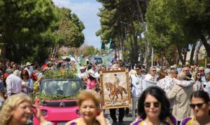 13-alacati-ot-festivali-milyonlari-agirladi-HSSetNXH.jpg
