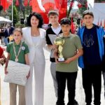 23-nisan-ulusal-egemenlik-ve-cocuk-bayrami-kinikta-coskuyla-kutlandi-SW6Y2prU.jpg