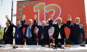adanadan-dunyaya-sevgi-dostluk-ve-baris-mesaji-7AKSHB23.jpg