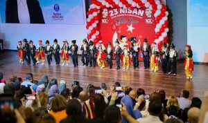 didim-belediyesi-deniz-yildizlari-kres-ve-gunduz-bakimevi-ogrencileri-23-nisan-ulusal-egemenlik-ve-u5bBI2Xh.jpg