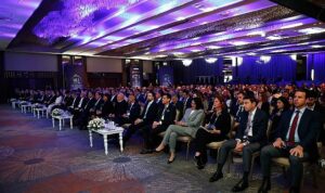 dunya-liderleri-uludag-ekonomi-zirvesinde-uludag-ekonomi-zirvesinin-acilis-konusmasini-hazine-ve-maliye-bakani-k6duerOt.jpg