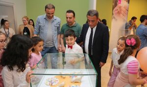 kucukcekmece-belediyesinden-dunya-otizm-farkindalik-gununde-anlamli-sergi-29aYvLTk.jpg