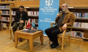savas-barkcin-kocaelili-okurlariyla-bulustu-eA6Ih5HW.jpg