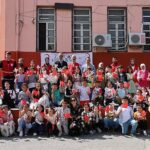 turk-kizilay-23-nisan-ulusal-egemenlik-ve-cocuk-bayraminda-dezavantajli-bolgede-egitim-goren-cocuklar-6vTalYpL.jpg