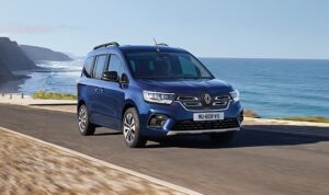 yeni-renault-kangoo-urun-ailesi-turkiyedeki-ilk-temsilcileri-olan-yeni-kangoo-e-tech-100-elektrikli-3wuDMYIi.jpg