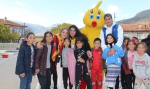 19-mayis-ataturku-anma-genclik-ve-spor-bayrami-genclik-ve-spor-bakanliginin-onculugunde-yurt-QU5HsgQp.jpg