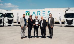 ares-logistics-50-adetlik-iveco-s-way-siparisinin-11-adetini-teslim-aldi-zkyG51Qa.jpg