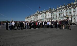 bienin-en-iyileri-st-petersburgta-bulustu-vXxJyMFd.jpg