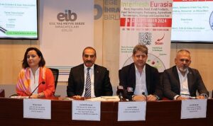 egeli-yas-meyve-sebze-ihracatcilarinin-ayagina-fuar-geldi-BRbpnP7m.jpg